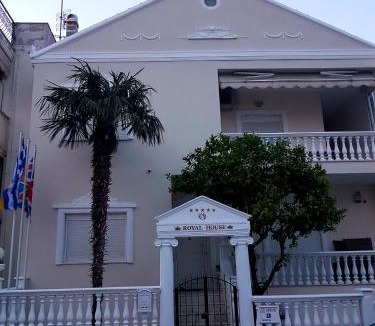 Nea Moudania Apartment | Royal House