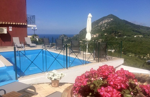 Parelia Villa | Ruby Villa - Holiday destination for everyone who looks for a beauty of nature.