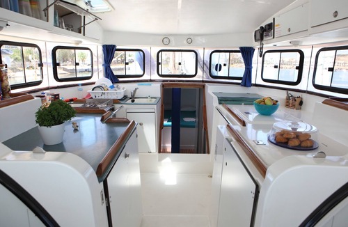 Atsipópoulon Boat Rental | Sailing Experience 'Akasti'
