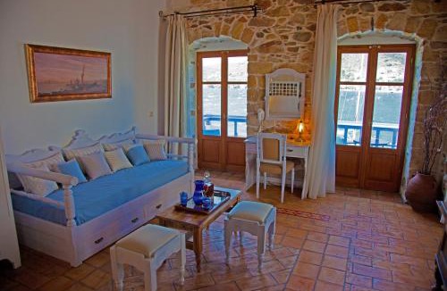 Katapola Apartment | Saint George Valsamitis Superior