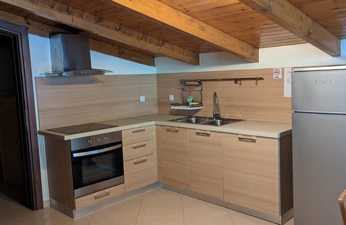 Kamena Vourla Apartment | Samaras Apartments - Mountain View Attic