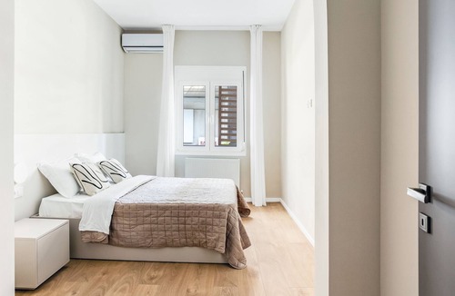 Neapoli-Sykies Apartment | Sanders New Town - Gorgeous 1-Bdr. Apt. w/ Balcony