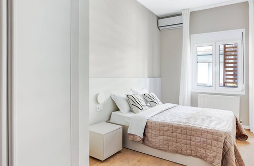 Neapoli-Sykies Apartment | Sanders New Town - Gorgeous 1-Bdr. Apt. w/ Balcony
