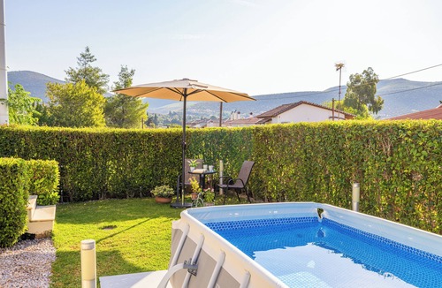 Marathon Apartment | Santa Barbara 2fl Home w. Garden and Intex Pool