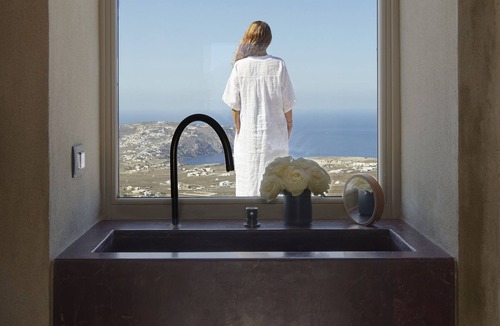 Pyrgos Villa | Santorini Sky - The Lodge