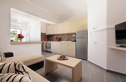 Dassia Apartment | Santos Luxury Apartment No. 35 – Elegant 2-Bedroom Beachside Retreat in Dassia