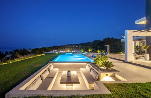 Haniotis Villa | Sapphire Villa, Horizon Dream Villas