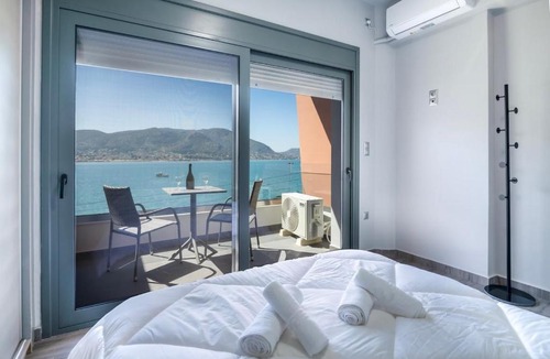 Salamis Apartment | Sea Breeze Stay 1