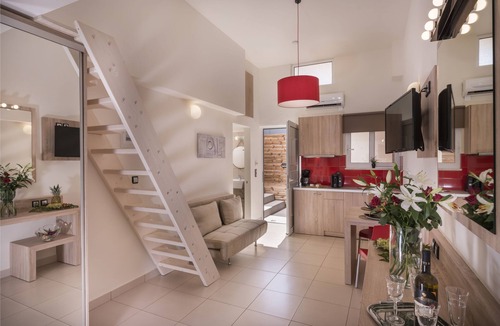 Nea Chora House | Sea & City Apartments