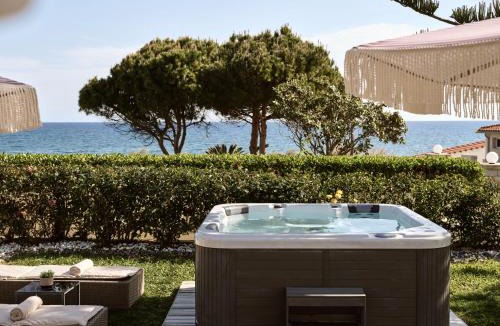 Drosia Villa | Sea Elegance Villa - On the Beach, by ZanteWize