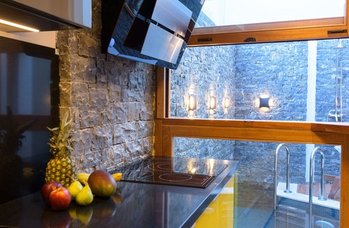 Plaka Villa | Sea Front Villa in Plaka