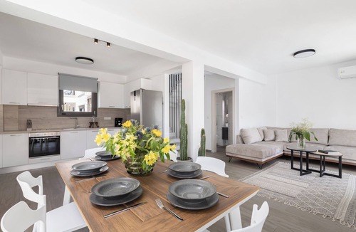 Paralia Ofryniou Villa | Sea Residence -3 bedroom Villa with Private Pool