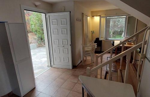Anavyssos Villa | Sea Satin Anavyssos