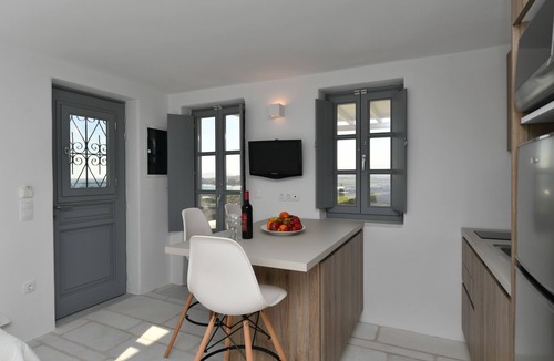 Santa Maria Apartment | Sea Swell Studio - panoramic views and shared pool