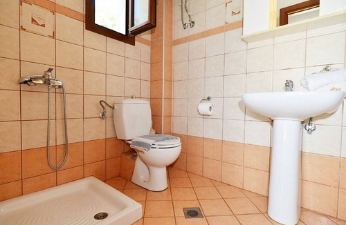 Chrisi Ammoudia Apartment | Sea View Studio with A/C, only 300 Meters from the Beach !