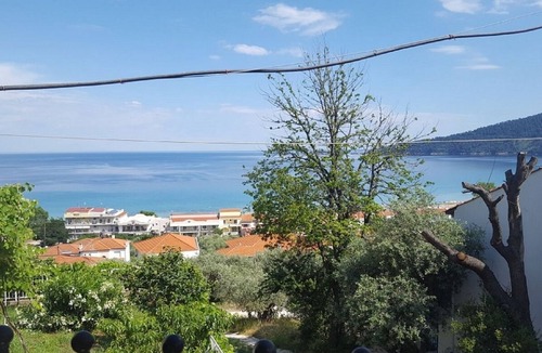 Chrisi Ammoudia Apartment | Sea View Studio with A/C, only 300 Meters from the Beach !
