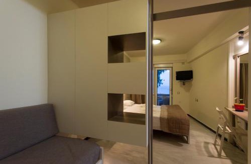 Kato Galatas Apartment | Seafalios