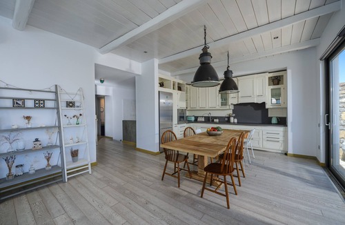 Agios Nikolaos Town Villa | Seafront Retreat near Agios Nikolaos