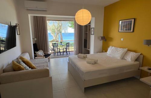 Elia Apartment | Seafront studio - Akti Elia
