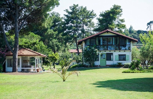 Haniotis Villa | SeaFront Villa Glaros - Pefkochori