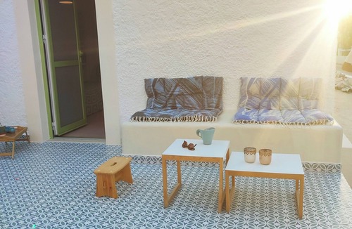 Platanias Town Cottage | Seamoon Cottagenour cozy cottage ,20 meters from Platanias beach!