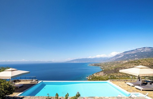 Kitries Villa | Searocks Exclusive Village