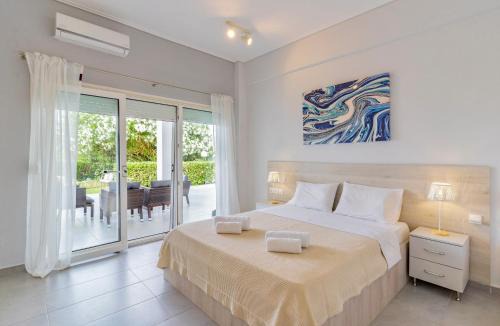 Nea Fokaia House | Seashell by halu!