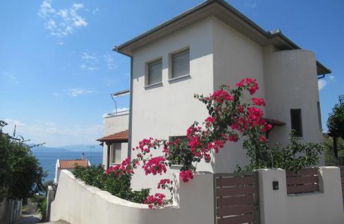 Volos House | Seaside Boutique Villa