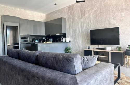 Papastavraiika Apartment | Seaside one bedroom apartment in beautiful Porto Cheli
