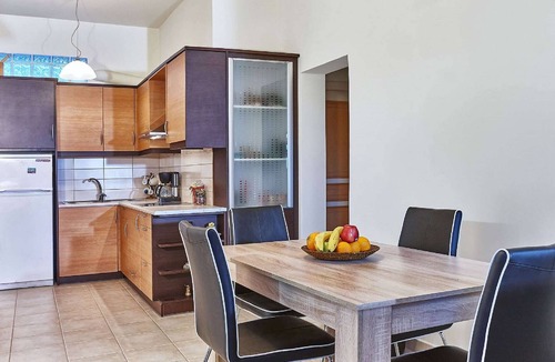 Karteros House | Seaside Serenity Stay