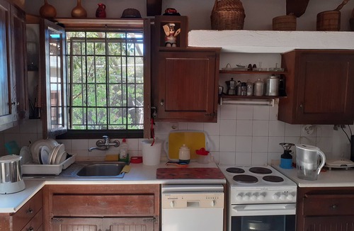 Kiparissia Villa | Seaside villa in Kyparissia, Peloponnese — Direct access to the beach below