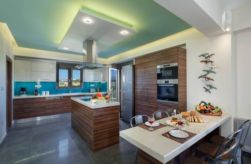 Stavromenos Villa | Seaview Villa with Private Heated Seaview Pool & Hammam 800m from beach & shops