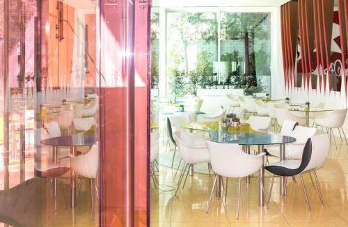 Kifisia Hotel | Semiramis