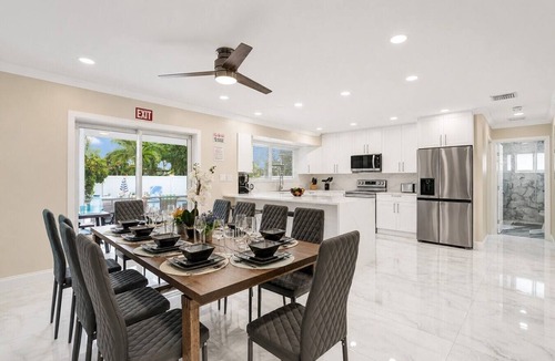 Hollywood Hills Villa | Sensational 5BR Villa Heated Pool near Hard Rock