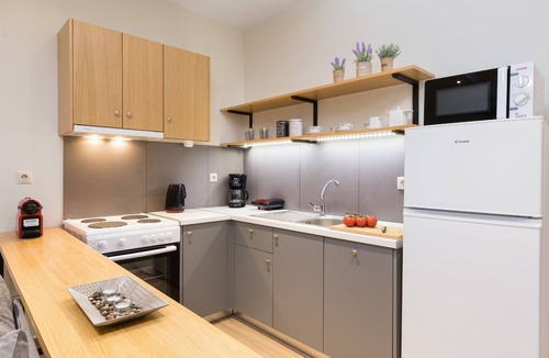 Dassia Apartment | Senses Suite Tessera: Luxury, renovated Apartment in Corfu