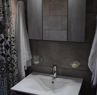 Koukounaries House | Serenity Agia Eleni Vacation House