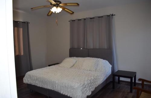 Koukounaries House | Serenity Agia Eleni Vacation House