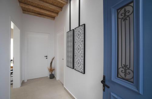 Khora Sfakion Apartment | Sfakia Seaside luxury Suites