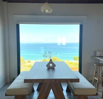 Poros Apartment | Shades of View