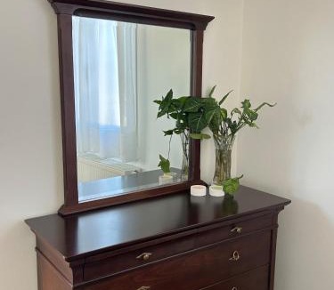 Kropia House | Short stay near the airport!