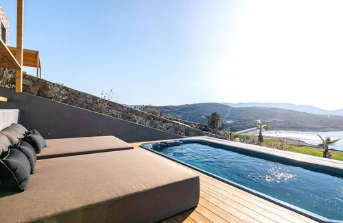 Mykonos House | Signature Villa with Private Infinity Pool