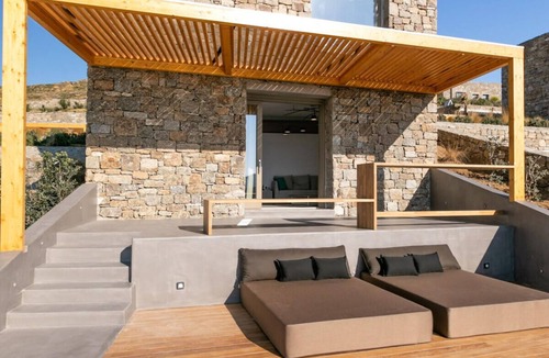 Mykonos House | Signature Villa with Private Infinity Pool