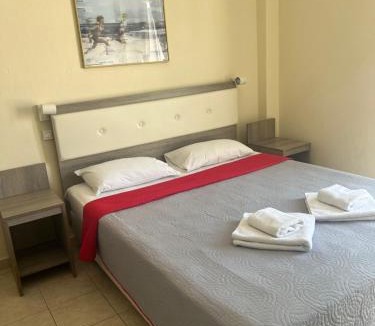 Haniotis Hotel | SimOtel Ermis