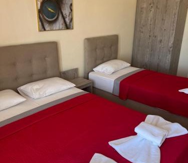 Haniotis Hotel | SimOtel Ermis