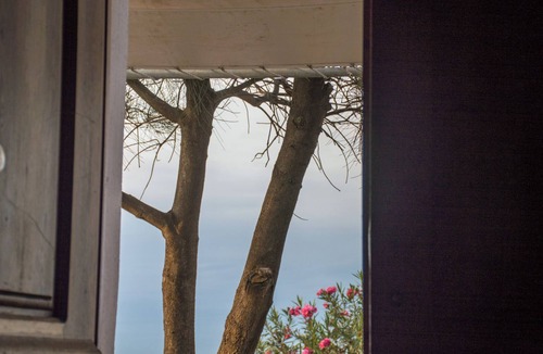 Kamari Cottage | SiskosPlace Petros Cottage, Oia Santorini