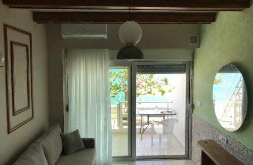 Haraki Apartment | Skizenas Waterfront Apartments