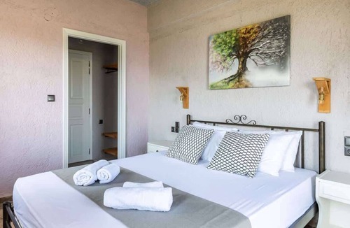 Stafylos Hotel | Skopelos Seaview Suite - Persephone Summer Nest