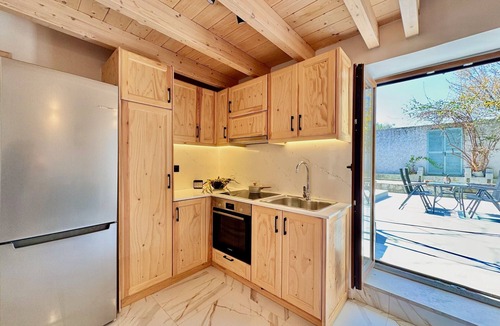 Roda Apartment | Skouna 1 Luxury Suite