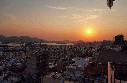 Perama Apartment | Skyline Vista - Unique top floor apartment - Unlimited sea view and free parking