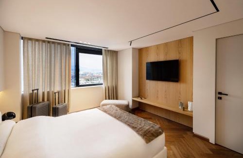 Thessaloniki Apartment | SkySuite42